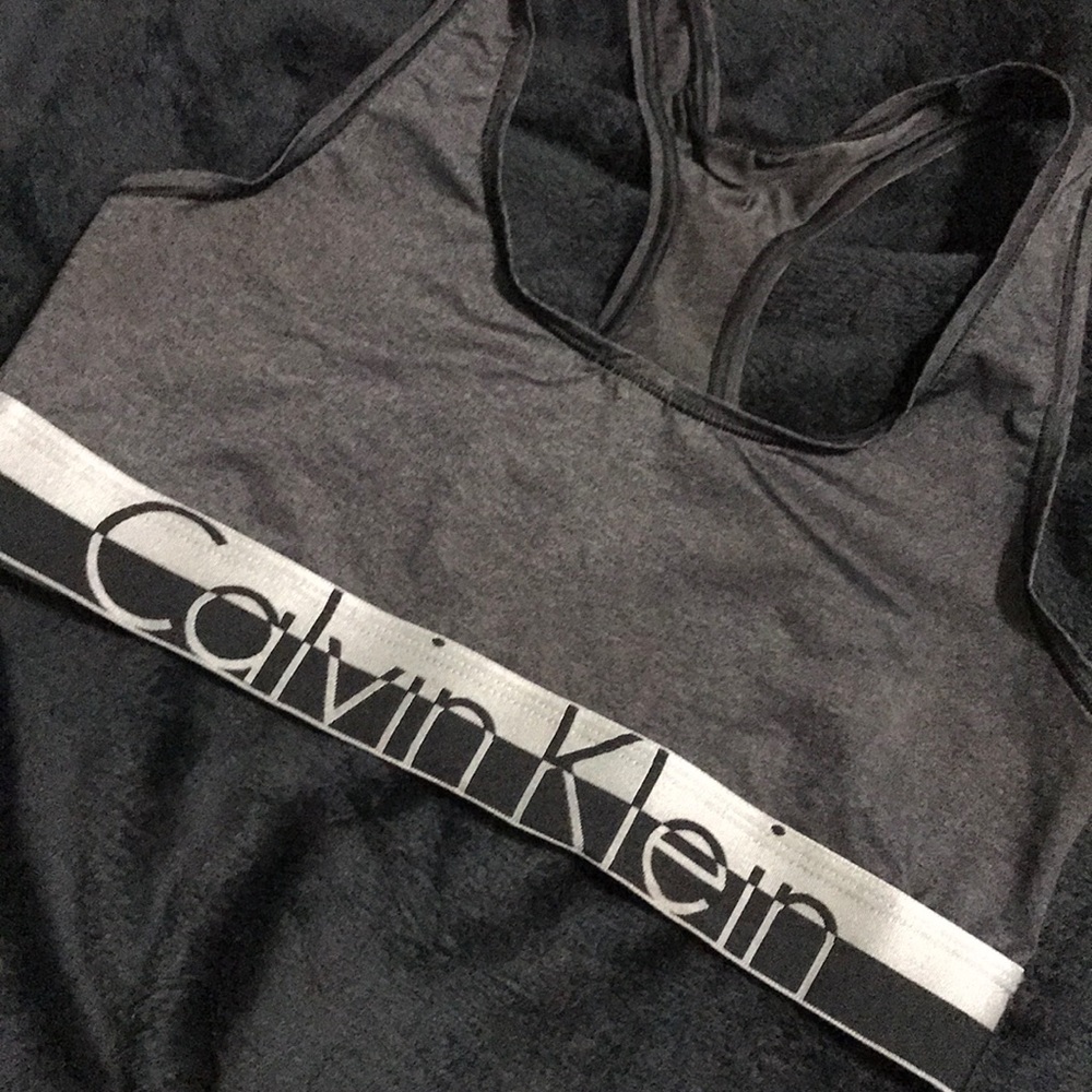 ❗️CALVIN KLEIN BRALETTE❗️